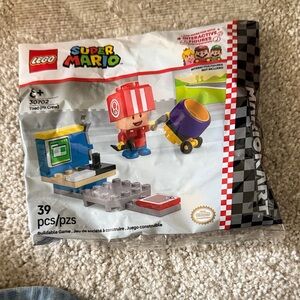 LEGO Super Mario Toad's Adventure Set - Red, Blue, Yellow